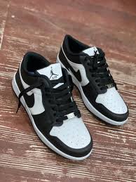 Air Jordan 1 Low